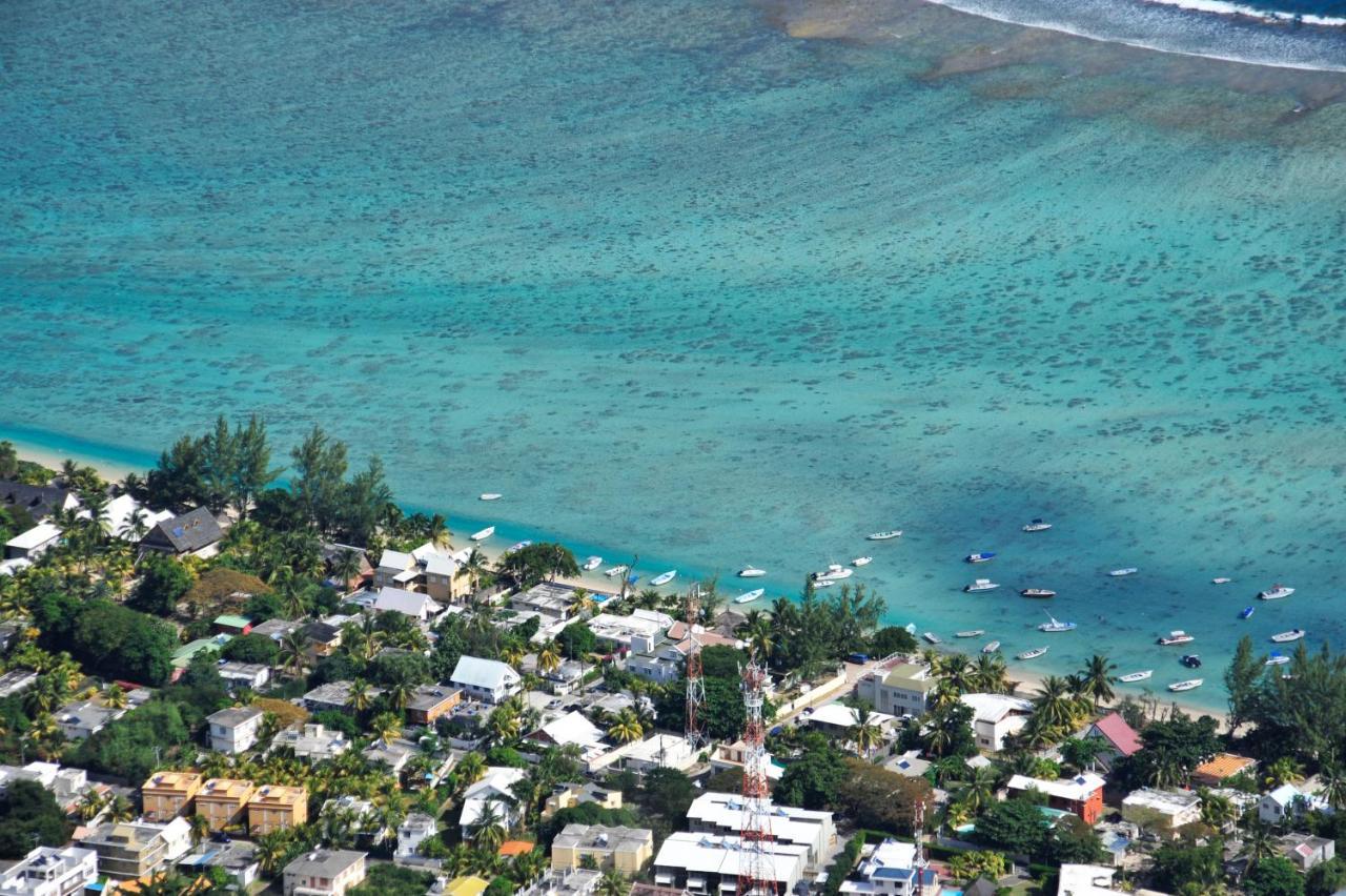 The Beach House - West Coast Mauritius Rivière Noire Eksteriør billede